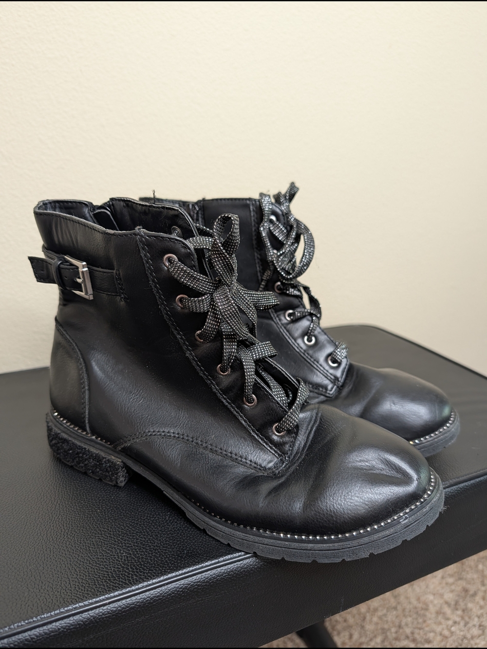SO Lilliana Black Combat Boots Glitter Sole Trim Buckle Detail Girls Size 6